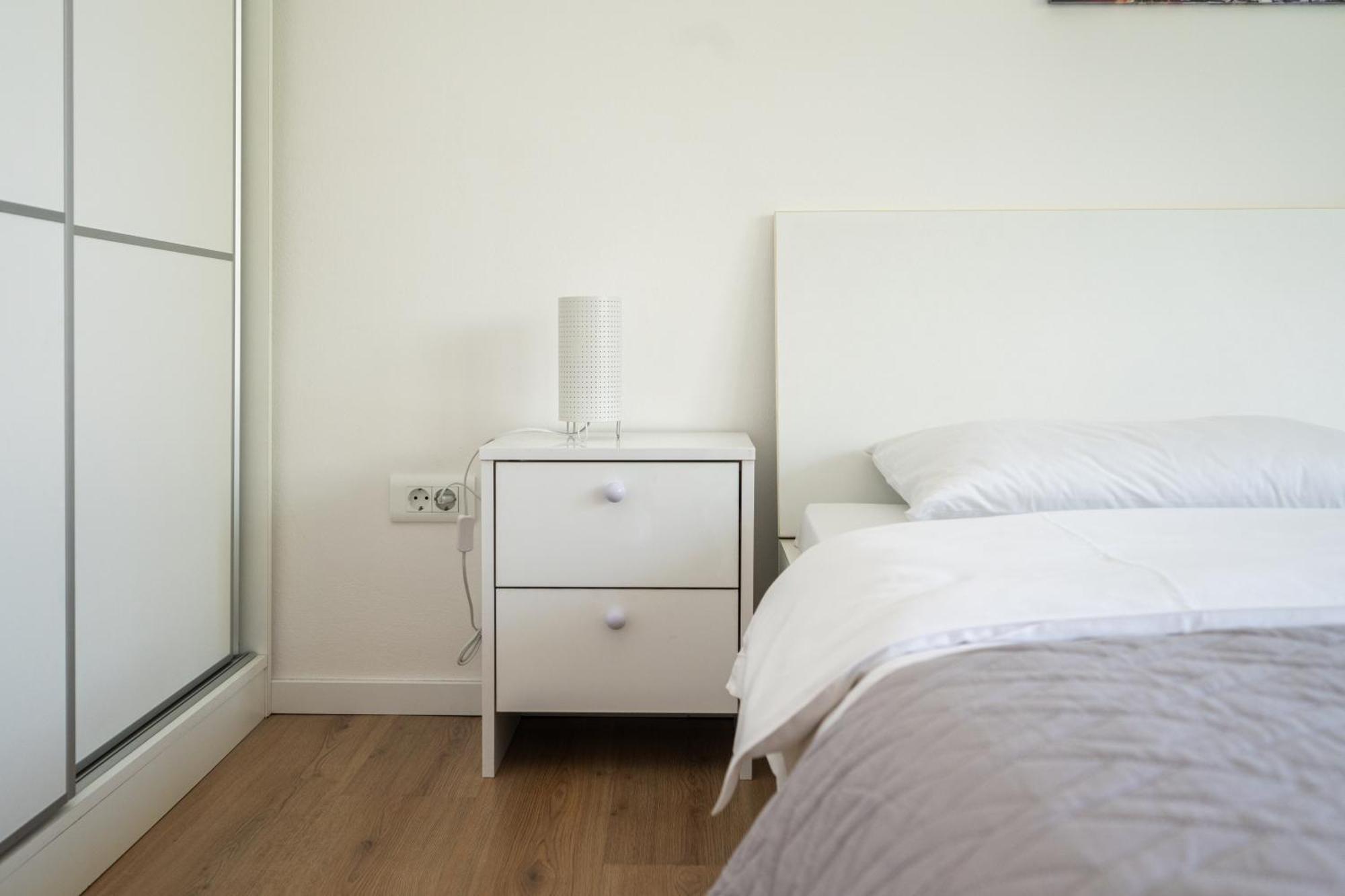 Bright 2Bdr Apartment With Balcony - Free Parking Sarajevo Exterior photo